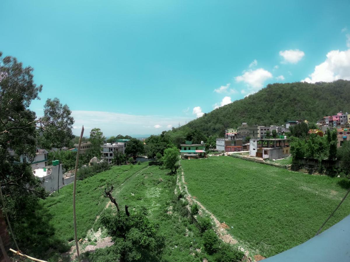 Hotel Ananta Residency Rišikéš Exteriér fotografie